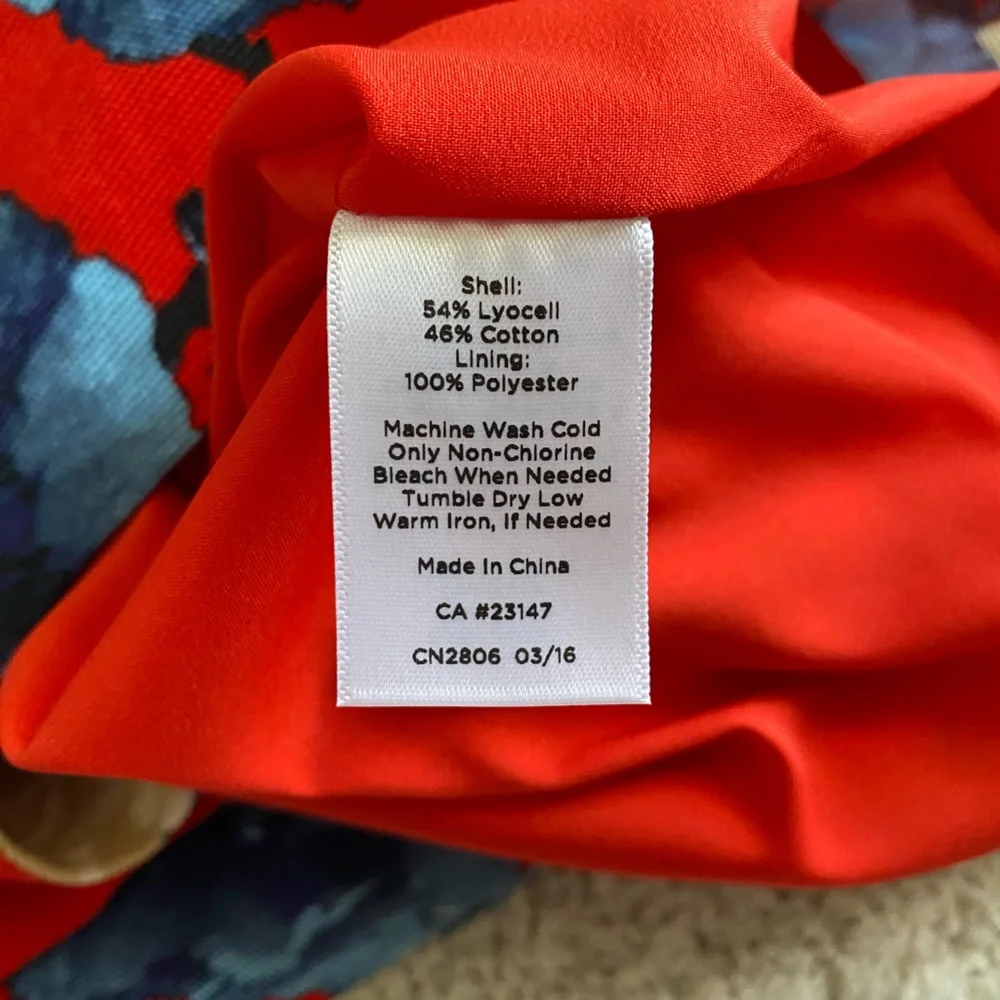 Talbots Vibrant Floral Pencil Skirt - Picture 4 of 6